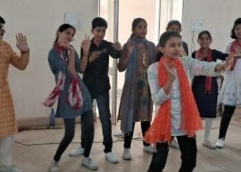 विज्ञान नाटक उत्सव में आरएसवी ग्रुप ऑफ स्कूल्स का शानदार प्रदर्शन