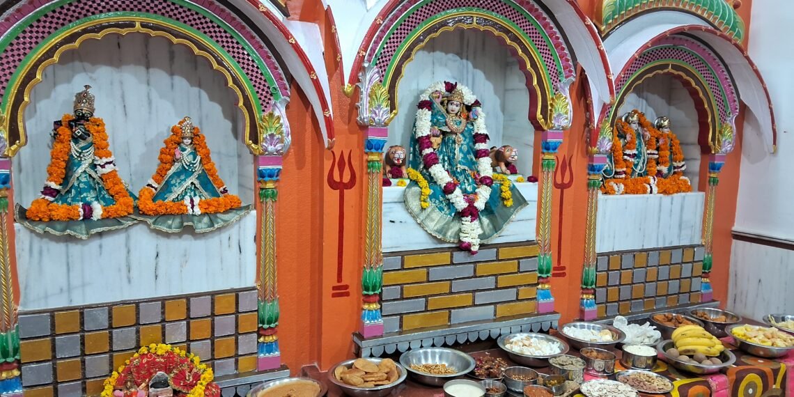 धर्म: मलमास शुरू होते ही देवी को लगाया मिगसर थाली का भोग, हुई महाआरती