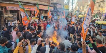 पॉलिटिक्स: भाजपाइयों को आया गुस्सा इसलिए फूंका साहू का पुतला