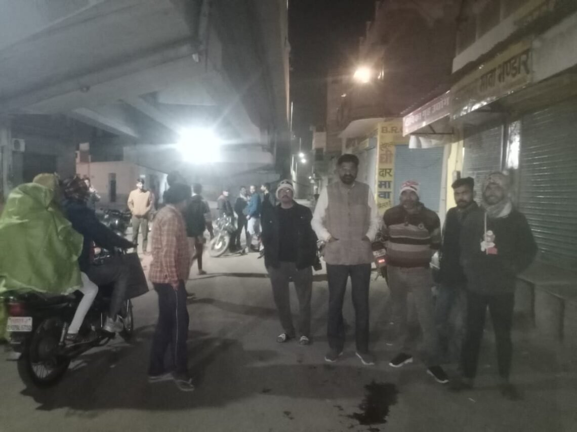 Accident: चौंखूटी ब्रिज से गिरे दो युवक, तत्काल ले जाया गया अस्पताल