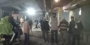 Accident: चौंखूटी ब्रिज से गिरे दो युवक, तत्काल ले जाया गया अस्पताल