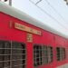 यात्रीभार के चलते रेलवे ने कई ट्रेनों में बढ़ाए कोच