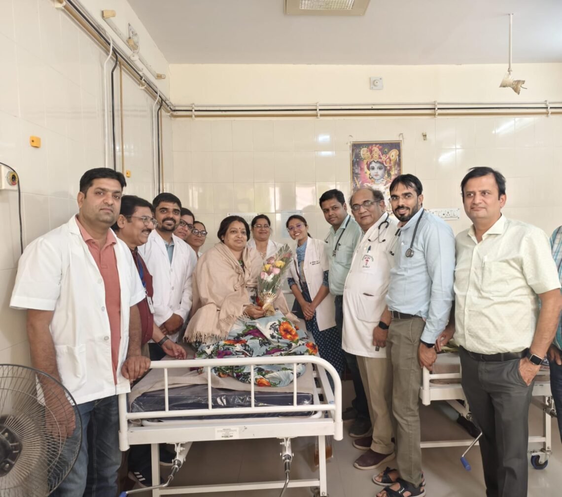 जज्बा: सेटेलाइट अधीक्षक डॉ सुनील के नेतृत्व में 15 सालों में पहली बार हुआ ये काम, अब अस्पताल का निखर रहा स्वरूप
