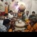 काशी विश्वनाथ मे चावल से रुद्राभिषेक