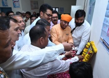 धरणीधर शहरी आयुष्मान आरोग्य मंदिर को मिली सीबीसी मशीन