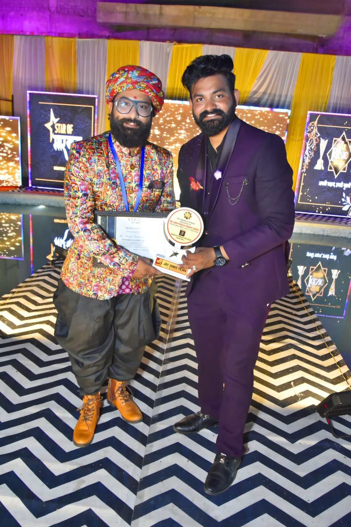 बीकानेर के लाडले सूर्यप्रकाश पुरोहित (slight) को मिला star iconic award