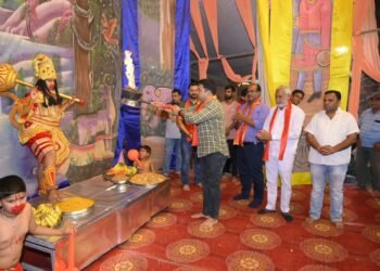 रामलीला में प्रकट हुए हनुमान दिए भक्तों को दर्शन