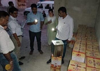 त्यौहारी सीजन में स्वास्थ्य विभाग हुआ सक्रिय, दो अलग अलग कार्रवाई में 7140 लीटर घी सीज