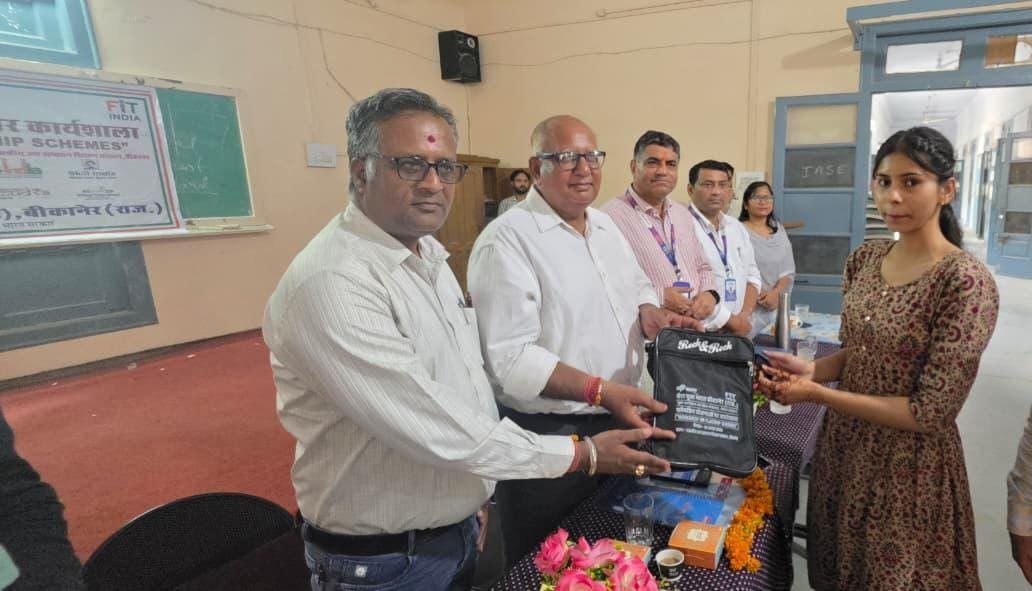 माय भारत केंद्र द्वारा फ्लैगशिप योजनाओं पर आधारित कार्यशाला आयोजित