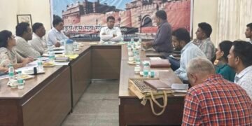 जलदाय विभाग के मुख्य अभियंता ने किया निरीक्षण, विभागीय अधिकारियों की ली बैठक