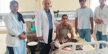 डॉ. संदीप गुप्ता ने 14 वर्षीय बच्चे के सीने मे कैंसर गांठ का किया जटिल एवं सफल ऑपरेशन