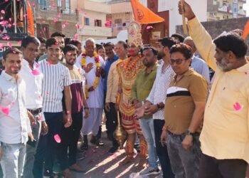 भव्य रामलीला के आयोजन पर निमंत्रण पदयात्रा का आगाज