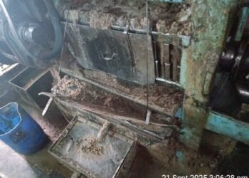 स्वास्थ्य के साथ खिलवाड़: जो तेल आप खा रहे वो कैसे बन रहा, देखिए तस्वीरें….