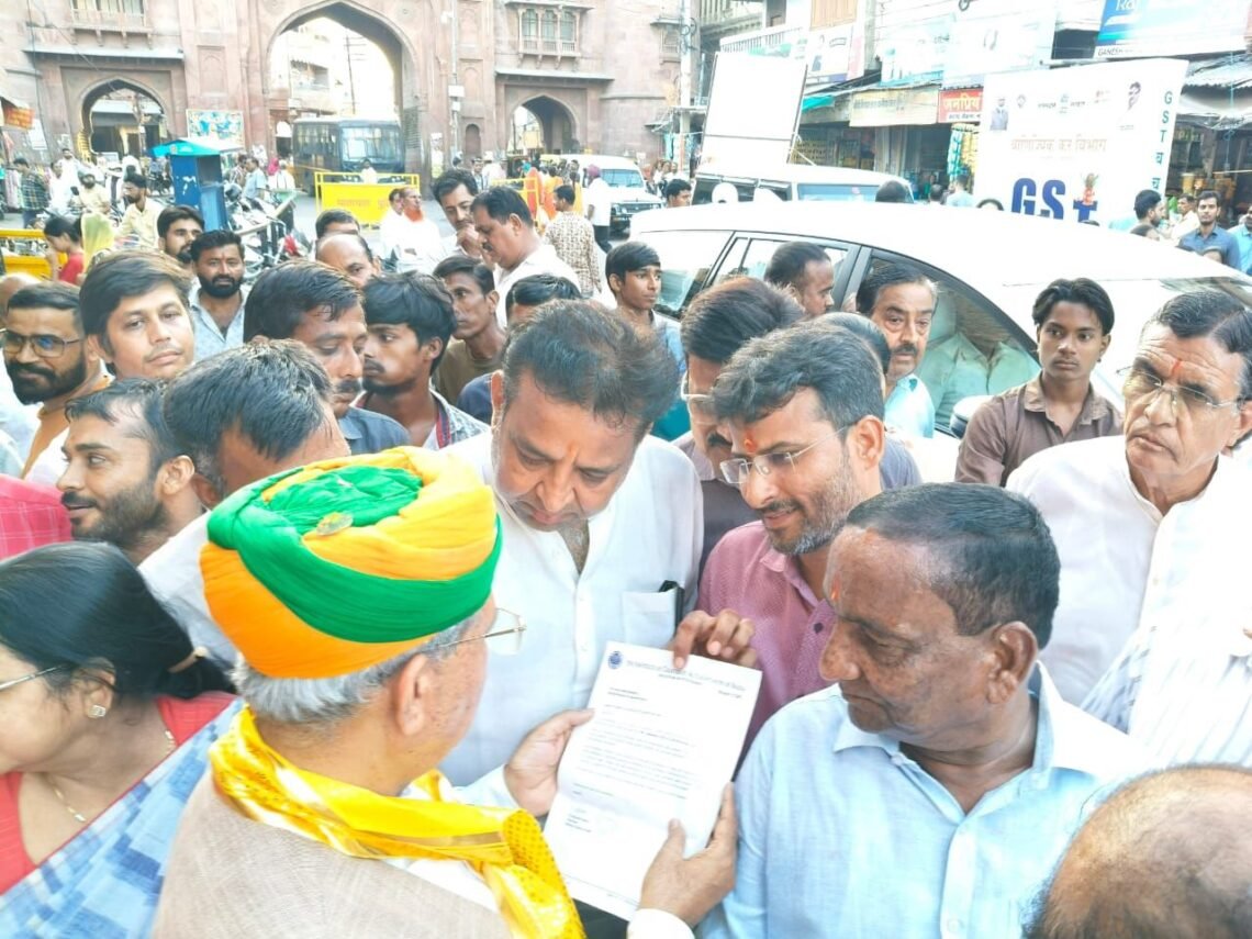 केंद्रीय मंत्री अर्जुन मेघवाल से मिले बीकानेर के CA, जानिए क्यों
