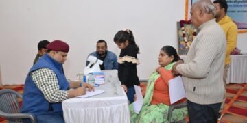 अधिवक्ता पुरोहित की 21वीं पुण्यतिथि पर निःशुल्क चिकित्सा शिविर आयोजित, मरीजों को मिला परामर्श