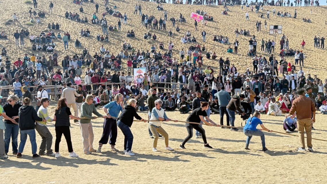 धोरों पर धमाल के साथ हुआ ऊंट उत्सव का समापन