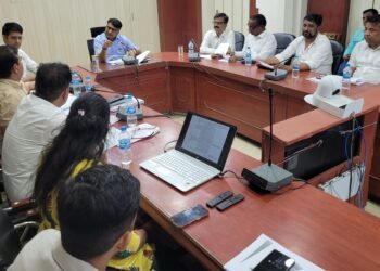 औद्योगिक क्षेत्रों में हों आधारभूत सुविधाएं: जिला स्तरीय समिति की बैठक आयोजित