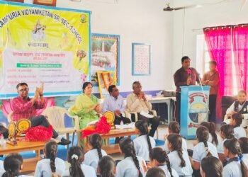 शपथ ग्रहण समारोह में बोले जोशी रुचि अनुसार विषय चयन कर लक्ष्य करें निर्धारित