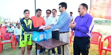 ढींगसरी : मगन सिंह राजवी स्पोर्ट्स अकादमी में रूफ टॉप सोलर प्लांट का हुआ उद्घाटन, बालिकाओं के खेल में अब बिजली नहीं बनेगी बाधा