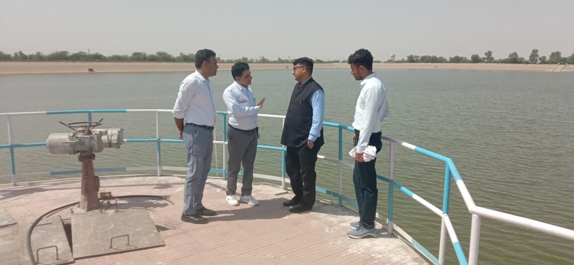जिला कलेक्टर ने शोभासर जलाशय का किया निरीक्षण