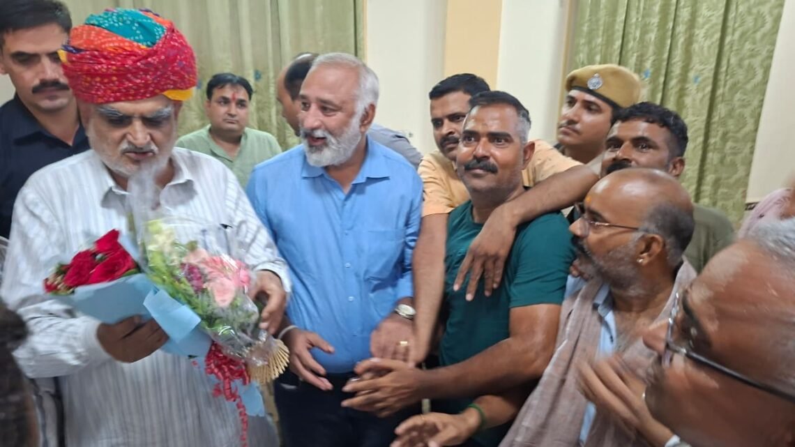 पान व्यापारियों ने UDH मंत्री को दिया ज्ञापन: हर माह ‘तंबाकू निषेध दिवस’ घोषित करने की मांग