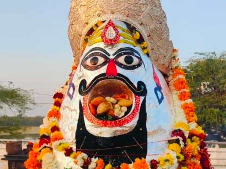 कोडमदेसर भैरव मंदिर तक ई-बस चलाने की मांग, भक्तों ने प्रशासन से की पहल