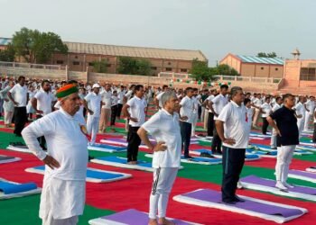 डॉ. करणी सिंह स्टेडियम में हुआ अंतर्राष्ट्रीय योग दिवस का भव्य आयोजन