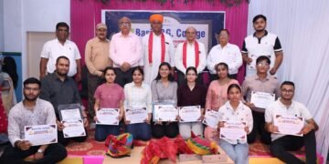 बेसिक पीजी कॉलेज ने रचा नया शैक्षणिक इतिहास, नए पाठ्यक्रम शुरू, मेधावियों का सम्मान