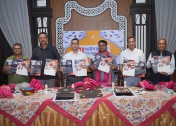 जिला कलेक्टर, एसपी व पूर्व बीएसएफ आईजी की मौजूदगी में निर्विकल्प फाउंडेशन के पांच वर्षों की उपलब्धियों के ब्रोशर का लोकार्पण