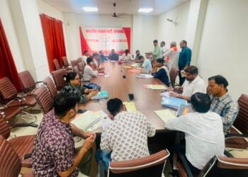 नगर निगम चुनाव: 80 वार्डों के लिए दावेदारों में उत्साह, मंडल अध्यक्षों ने संभाग कार्यालय में जमा कराने शुरू किए आवेदन
