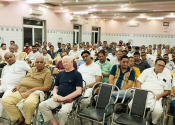 चिंतन बैठक : वैश्य समाज के प्रतिनिधि के साथ राजनैतिक षड्यंत्र व अपमान सहा नहीं जाएगा, सीएम को देंगे ज्ञापन