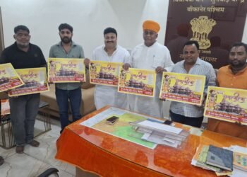 11 अक्टूबर से सजेगा भव्य रामलीला का मंच, विधायक जेठानन्द व्यास एवं समाजसेवी दीपक पारीक ने किया पोस्टर का विमोचन
