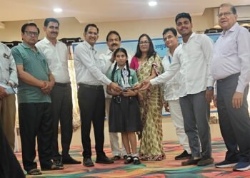 राज्य स्तरीय निबंध प्रतियोगिता में अर्हम इंग्लिश अकैडमी की छात्रा मीमांशा बागड़ी ने हासिल किया प्रथम स्थान